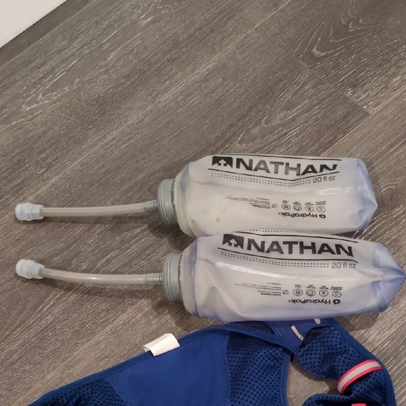 Nathan Men's Hydration Pack - Size M - Picture 4 of 6